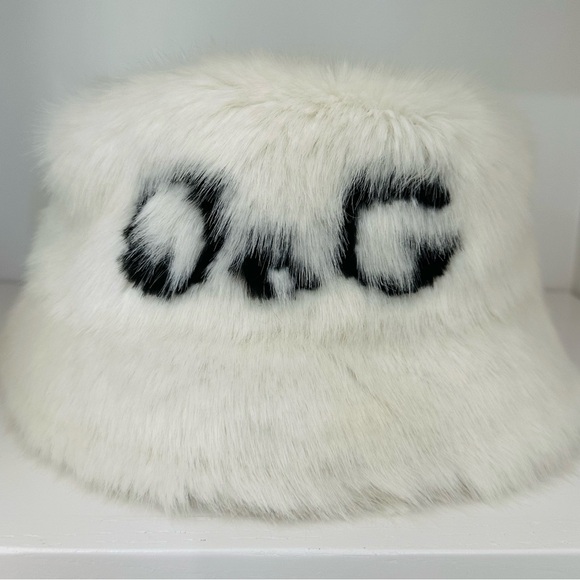 RARE Dolce & Gabbana Logo Black White Fur Bucket Hat - Picture 10 of 10
